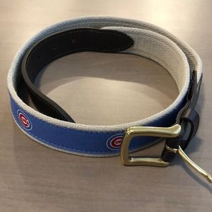 Vineyard Vines belt CUBS